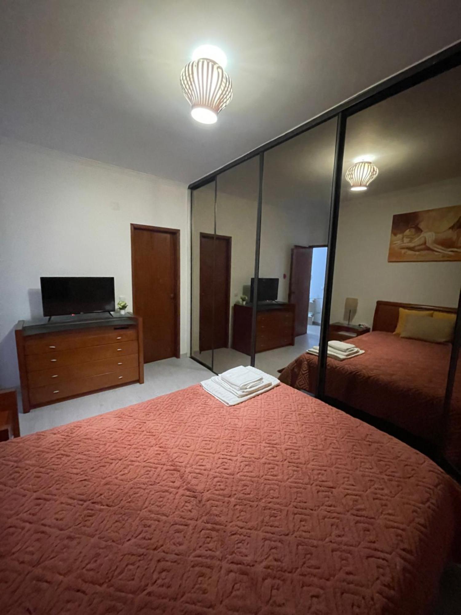 Quarto Suite Relaxante Almada Exteriér fotografie